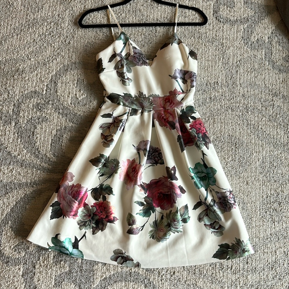 Live Tree white floral dress